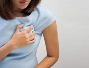 أسباب وأعراض سرطان الثدي 